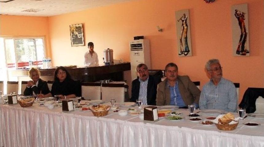 "bu Bizim Sevdamız" Filminin Tanıtımı Yapıldı