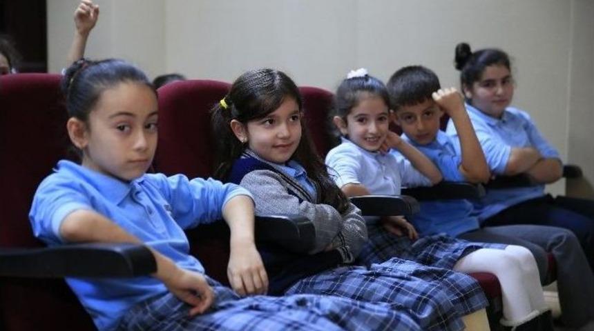 Sultangazili &Ouml;ğrencilere Temizlik Semineri