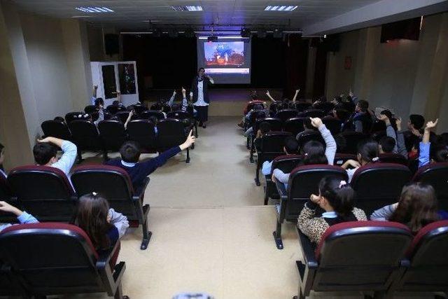 Sultangazili &Ouml;ğrencilere Temizlik Semineri 1