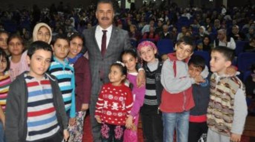 Başkan Tuna&rsquo;dan &Ccedil;ocuklara Kutlama