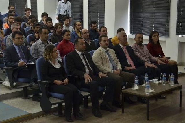&Uuml;niversitede Hayat Kurtaran Konferans 1