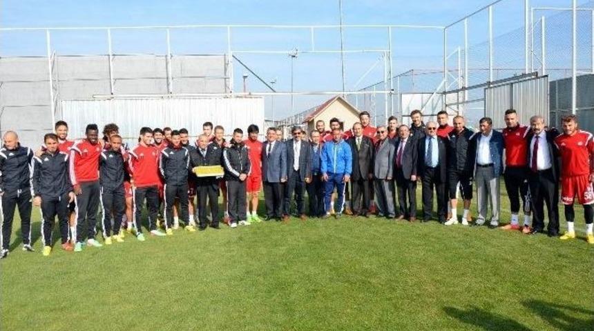 Sivil Toplum Kuruluşlarından Sivasspor&rsquo;a Destek