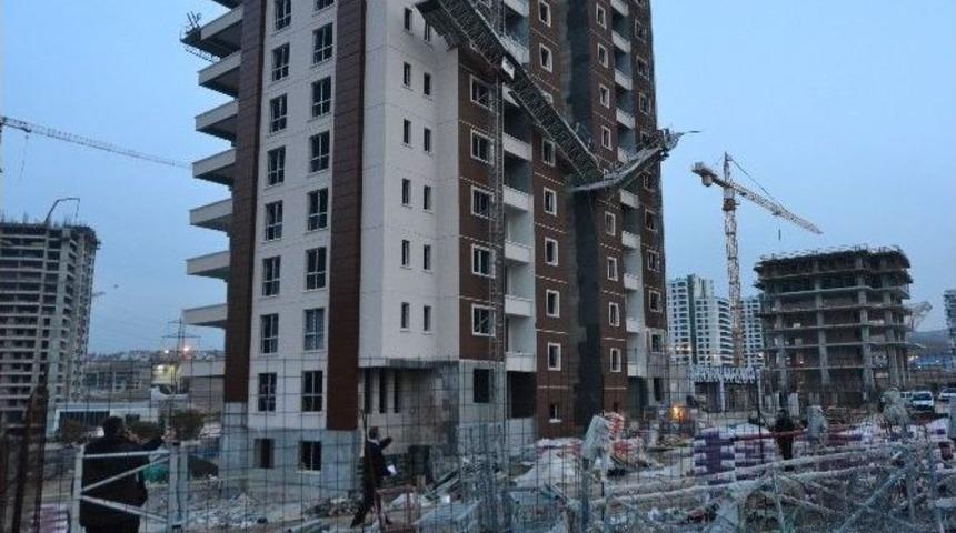 Başkent&rsquo;te İnşaatta Asans&ouml;r Faciası: 1 &Ouml;l&uuml;, 3 Yaralı