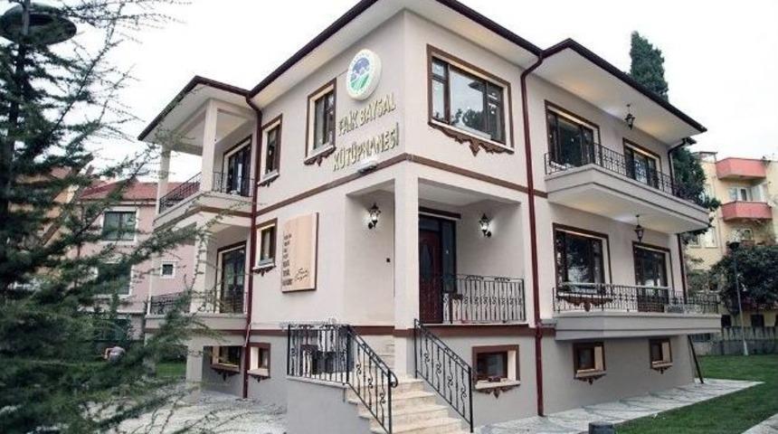 Faik Baysal K&uuml;t&uuml;phanesi&rsquo;nde Sona Gelindi