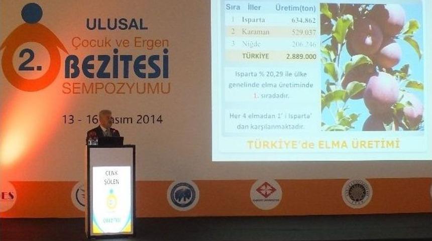 &lsquo;ısparta Elması&rsquo; &Ccedil;ocuk Obezitesi Sempozyumunda Tanıtıldı
