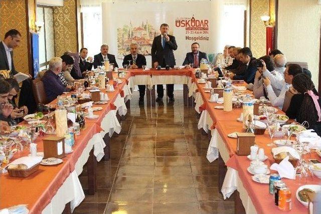 &Uuml;sk&uuml;dar Belediye Başkanı T&uuml;rkmen, Basın Mensupları İle Bir Araya Geldi 1