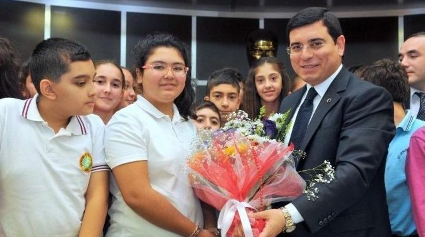 G&uuml;lveren&rsquo;in Okul İhtiyacı Karşılanıyor