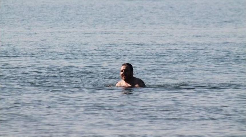 Hollanda&rsquo;dan Ka&ccedil;ıp Dalyan&rsquo;da Denize Girdiler