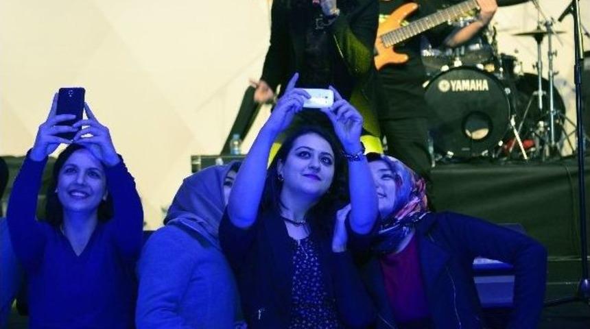 Murat Kekilli Hayranlarını Coşturdu