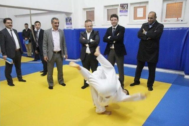 Kağıtspor Y&ouml;netiminden Gebze &Ccedil;ıkarması 1