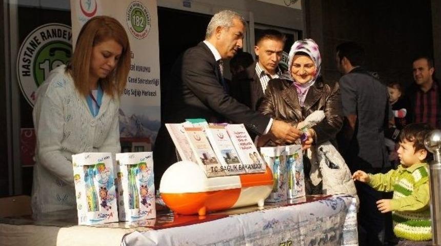 Nimet Bayraktar Ağız Ve Diş Sağlığı Merkezi Başhekimi Tamer Şenel: