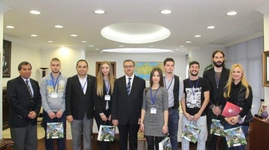 &Ccedil;ocuk İş&ccedil;ileri Araştırıyorlar