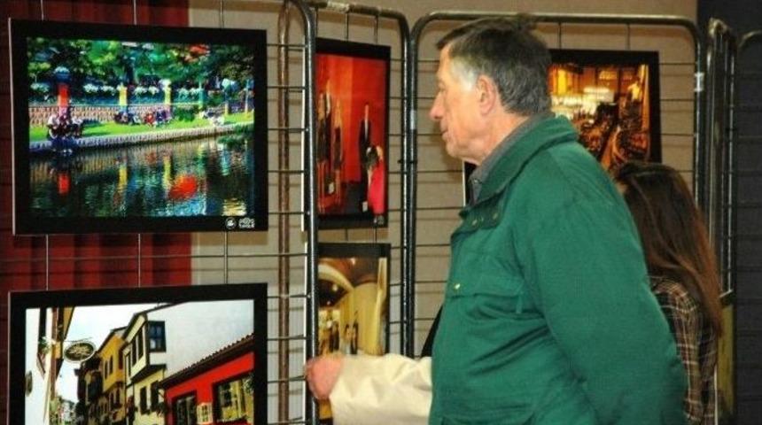 Fransa&rsquo;da &ldquo;eskişehir; Bir Kentin D&ouml;n&uuml;ş&uuml;m&uuml;&rdquo; Fotoğraf Sergisi