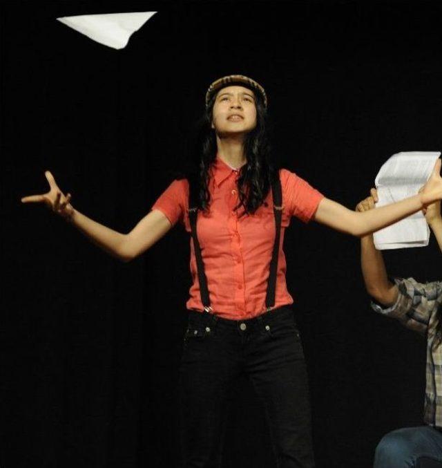 Gen&ccedil; Denizli Tiyatro Kul&uuml;b&uuml; İl&ccedil;elerle Buluşuyor 1