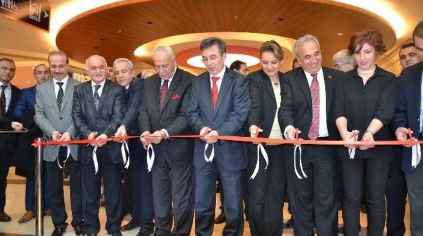 Ruh Sağlığı Merkezi&rsquo;nde Resim Ve El İşi Sergisi