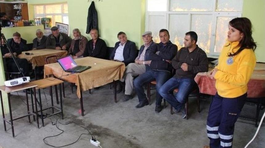 &Ccedil;ift&ccedil;ilere Tarım Ara&ccedil;ları Kullanma Eğitimi