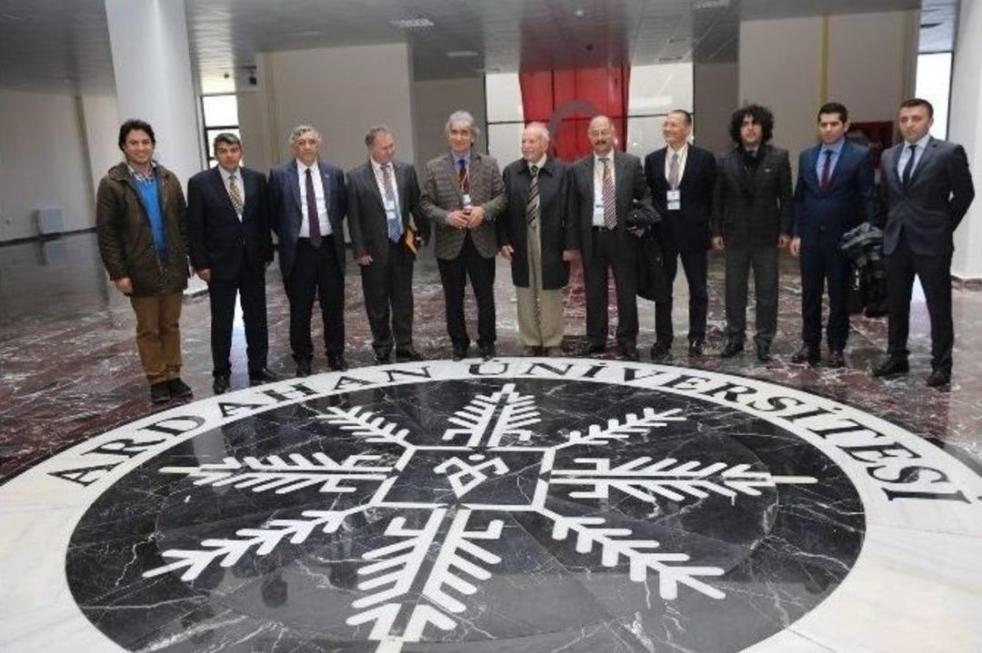 Gazetecilerden Ar&uuml; Yenisey Yerleşkesi&rsquo;ne Tam Not