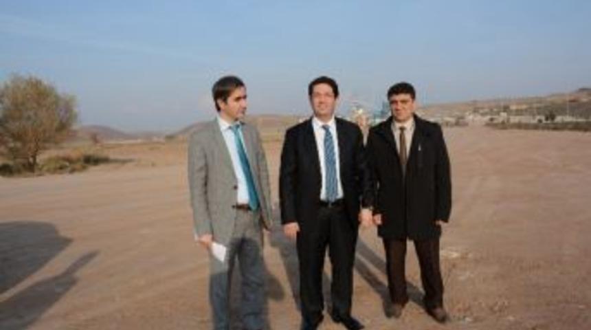 Aksaray&rsquo;da Yol Ve Kavşak D&uuml;zenleme Devam Ediyor