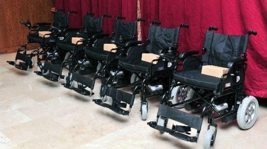 Temiz &Ccedil;evre İ&ccedil;in Toplanan Atık Yağlar Amacına Ulaştı