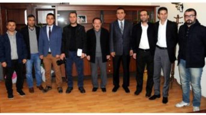 Hatip Dicle&rsquo;den İmralı Heyeti A&ccedil;ıklaması