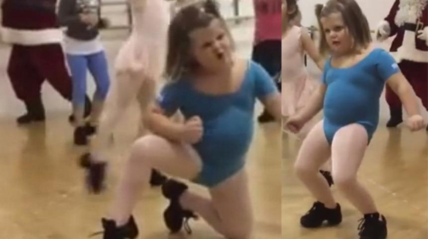 K&uuml;&ccedil;&uuml;k kızın dansı sosyal medyada  rekor kırıyor