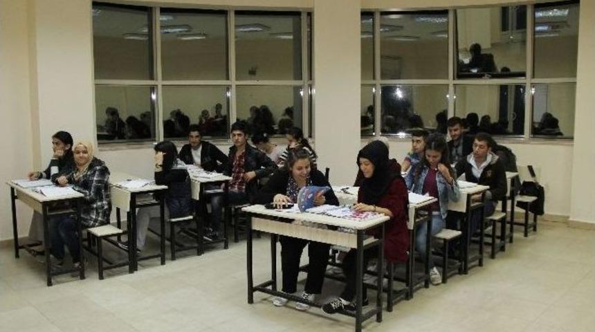 Kulp&rsquo;ta &Uuml;cretsiz Ygs-lys Kurslarına Yoğun İlgi