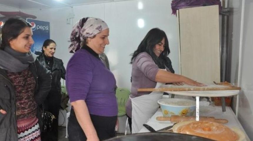 Diyarbakır’da Kadın Emeğiyle Gözleme Evi Açıldı