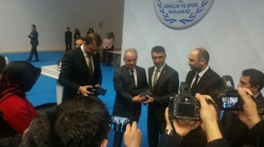 Eskişehir Gençlik Merkezi’ne Birinciik Ödülü