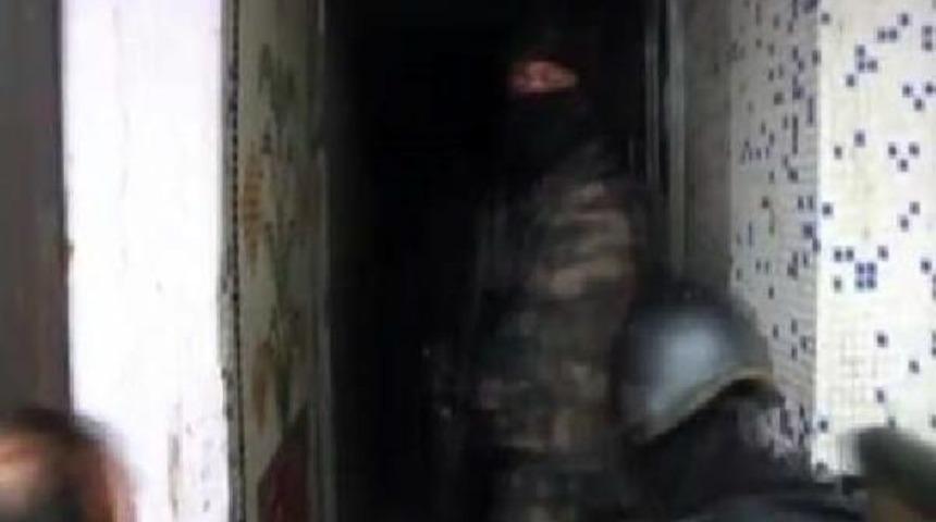 POLİS KAMERASINDAN ESENLER KARABAYIR'DAKİ OPERASYON