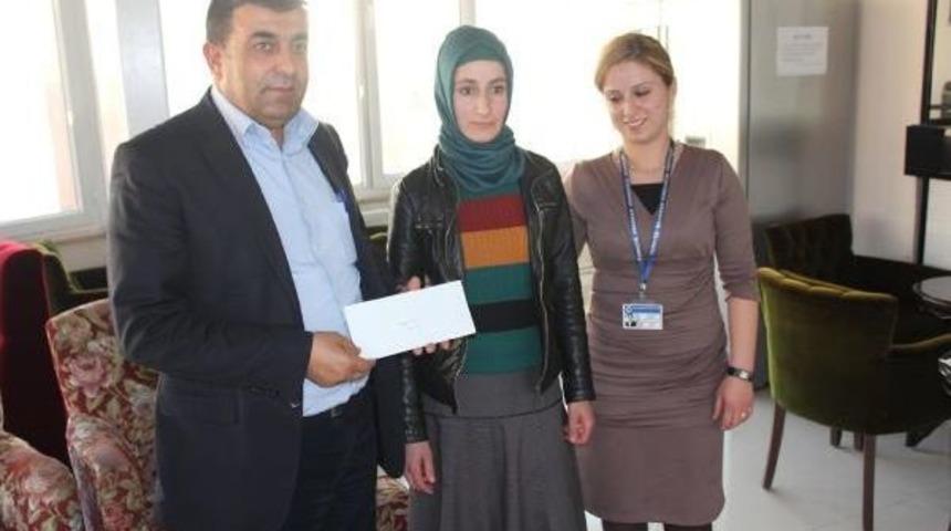 HAKKARİLİ KADINLARA MİKROKREDİ DESTEĞİ