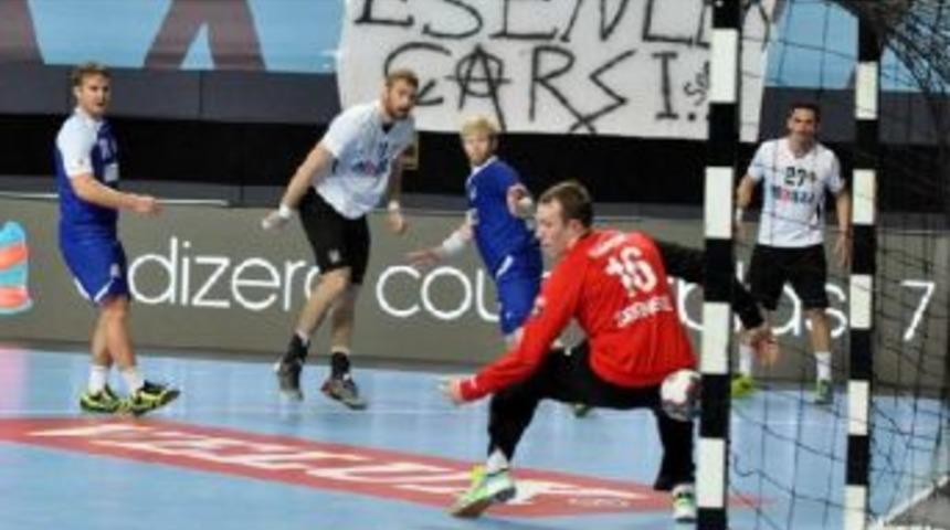 ALİNGSAS HK: 27 - BEŞİKTAŞ MOGAZ: 24