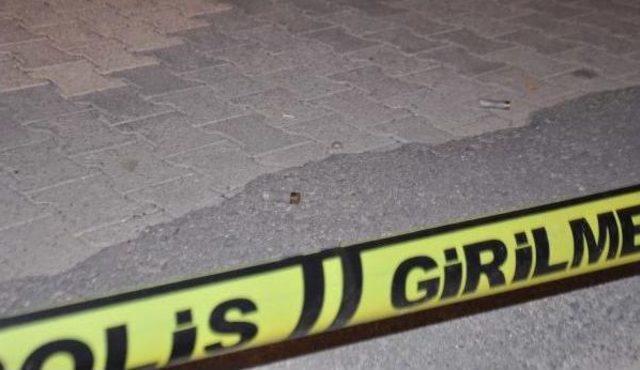 HASTANE ÖNÜNDE SALDIRIYA UĞRADI 1