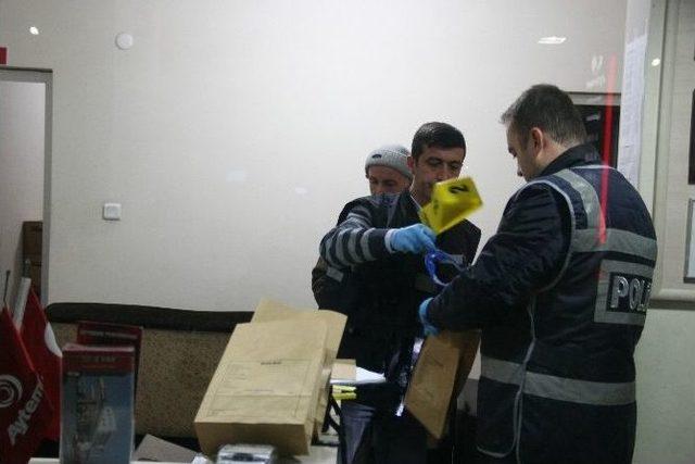 D&uuml;zce&rsquo;de Silahlı Soygun 3