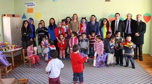 Durankayalı &Ccedil;ocuklar Palya&ccedil;o İle Tanıştı 1