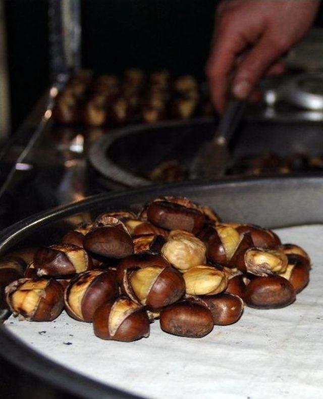 Kışın Habercisi Kestane Sokaktaki Yerini Aldı 1