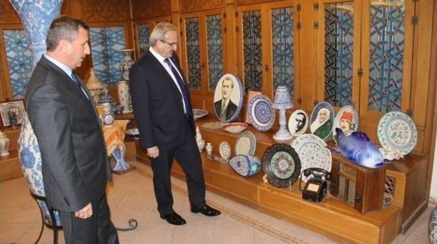 Bursa Valisi K&uuml;tahya&rsquo;da