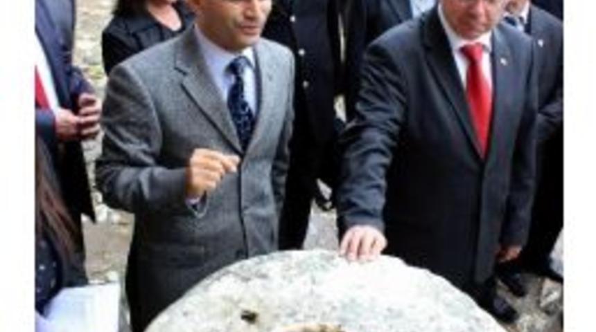 300 Yıllık Sadaka Geleneği