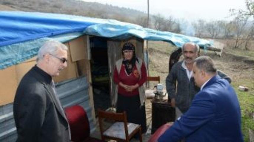 Sokakta Kalan Aileye Belediye Sahip &Ccedil;ıktı