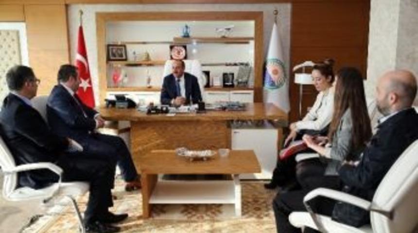 T&uuml;rkiye Gen&ccedil;lik Ve Spor Konfederasyonu Y&ouml;netiminden Başkan Duruay&rsquo;a Ziyaret