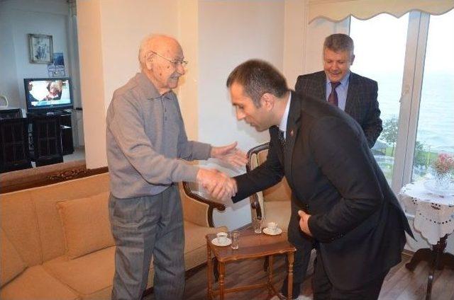 Emekli &Ouml;ğretmenlere Anlamlı Ziyaret 2