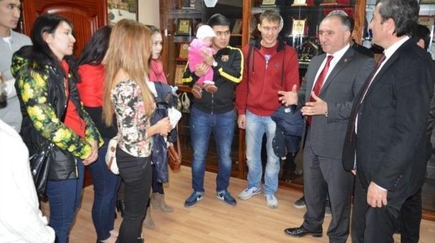 Kazak &Ouml;ğrenciler Orhangazi&rsquo;de