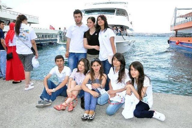 Bağcılarlı Öğrenciler İstanbul Turuna Devam Ediyor