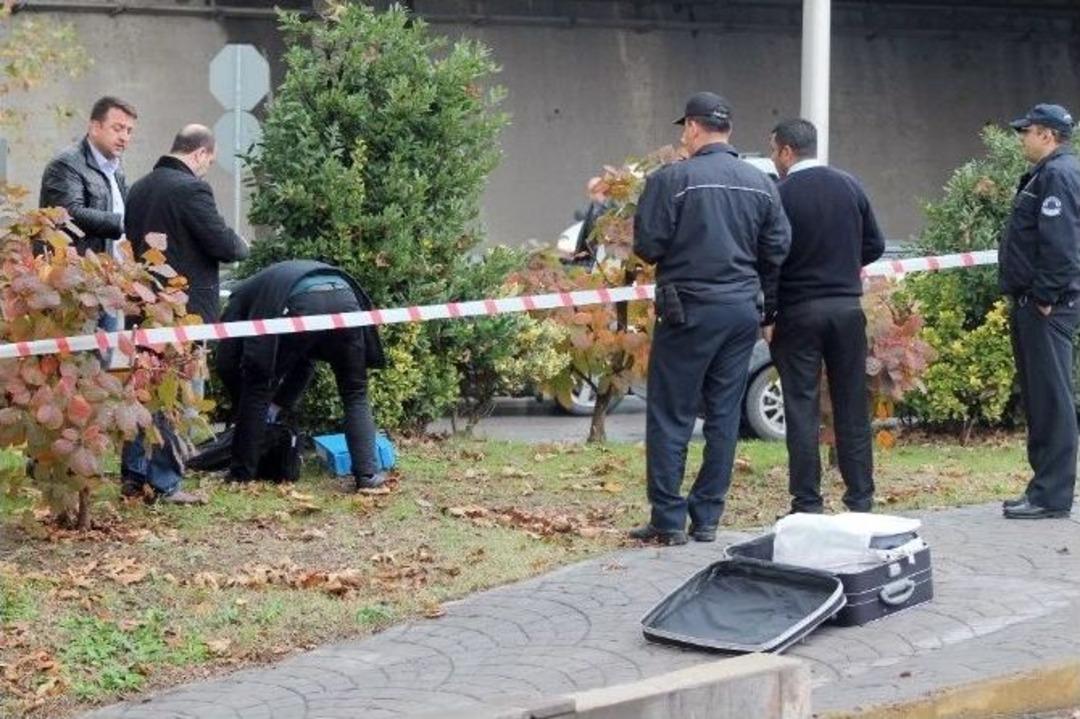 Valizini Aratmadı, Polise Direndi