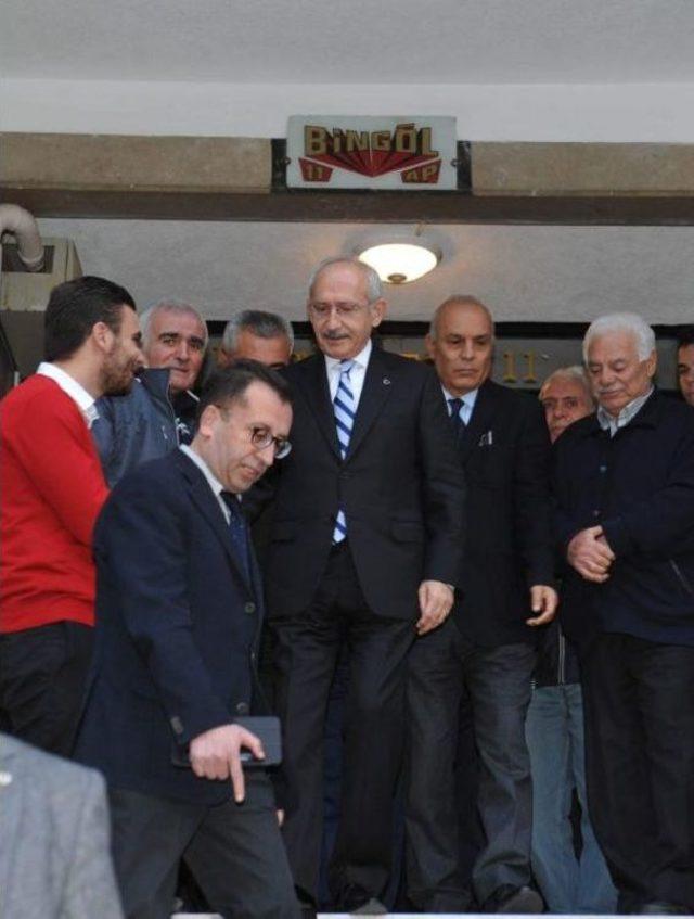 KILIÇDAROĞLU NDAN DENİZ GEZMİŞ İN AİLESİNE TAZİYE ZİYARETİ 2