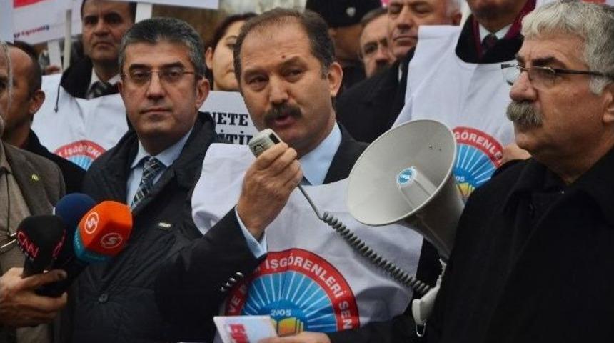 Eğitim-sen&rsquo;den Meclis &Ouml;n&uuml;nde B&uuml;t&ccedil;e Eylemi