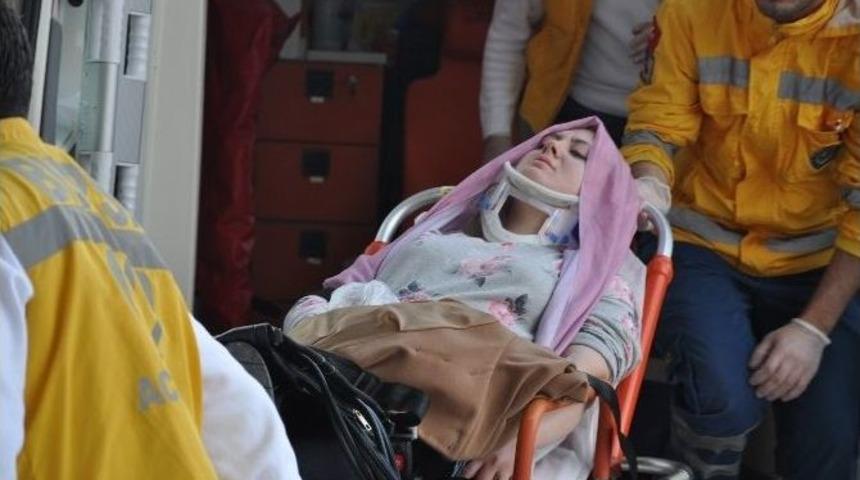 İneg&ouml;l&rsquo;de Kaza: 3 Yaralı