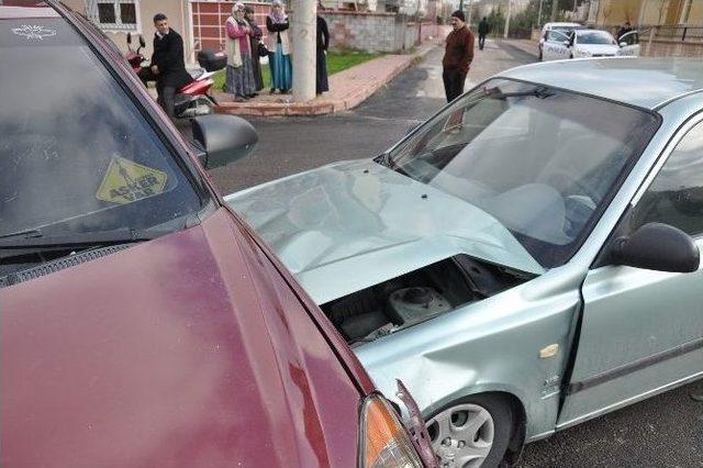 İneg&ouml;l&rsquo;de Kaza: 3 Yaralı 2