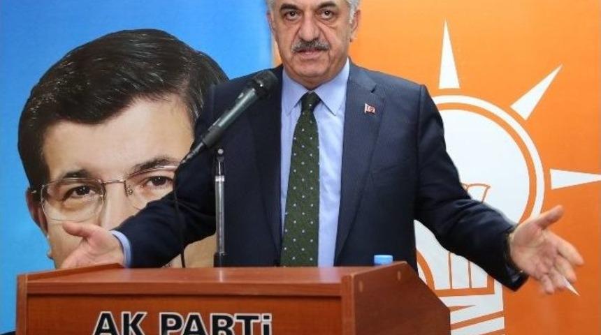 Eski Bakan Yazıcı&rsquo;nın S&ouml;zleri Yanlış Anlaşılınca, Polemiğe Sebep Oldu