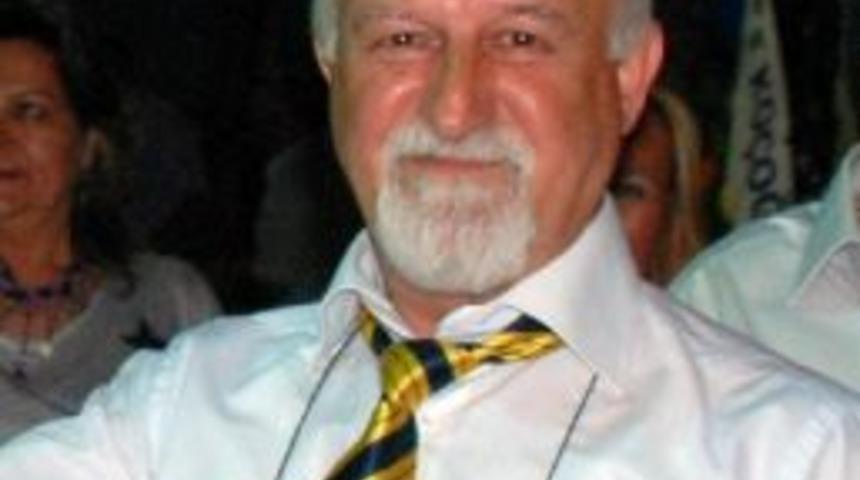 DİREKSİYON BAŞINDA KALP KRİZİ GE&Ccedil;İRİP &Ouml;LD&Uuml;