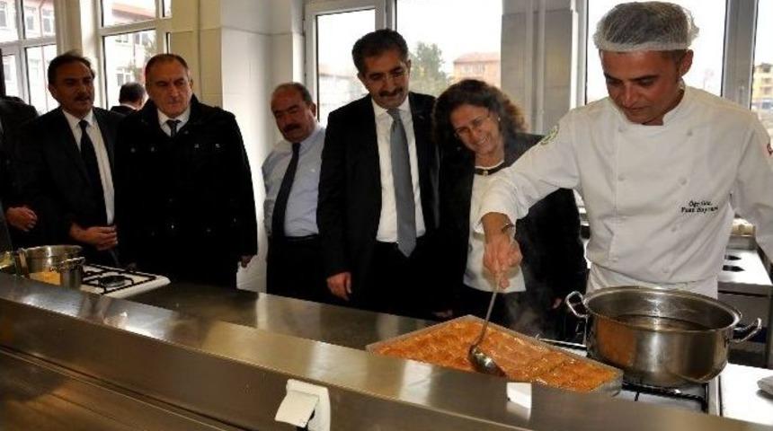 Mengen&rsquo;de Aş&ccedil;ışlık Ve Yemek Kursu